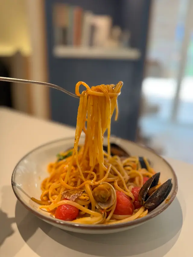 馬賽魚湯海鮮扁意粉