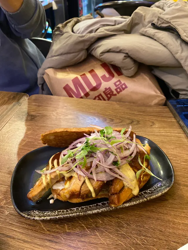 煙燻豬肉三文治