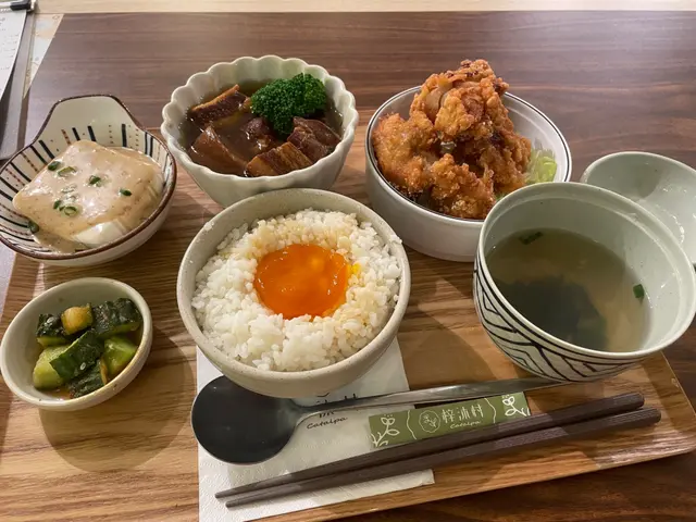 為食之選（自選兩款）加冷盤