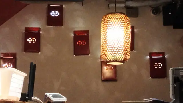 店內裝潢加入中式元素