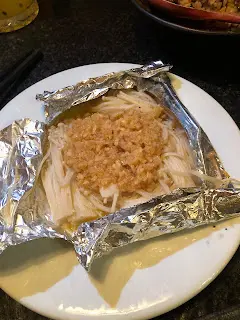 牛油蒜蓉焗金菇