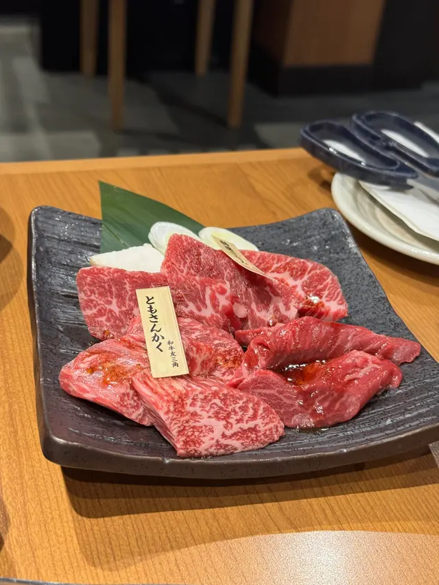 嚴選黑毛和牛午市定食