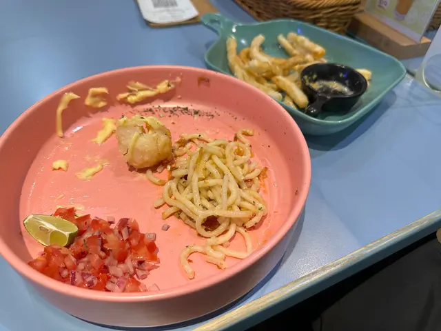 撈麵加魚仔
