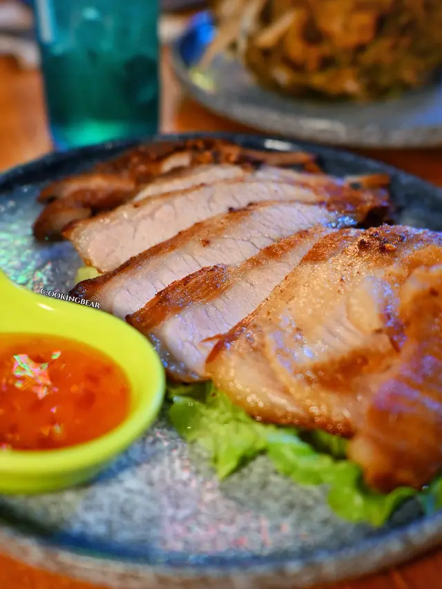 秘制醬汁豬頸肉