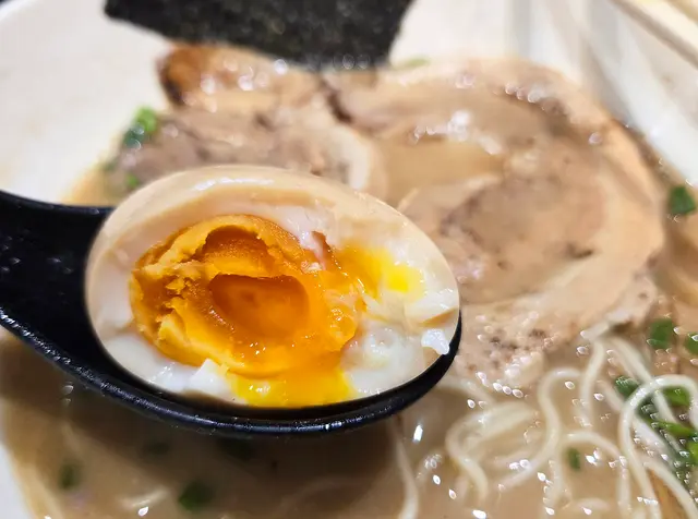 味玉 (全隻, 無切)