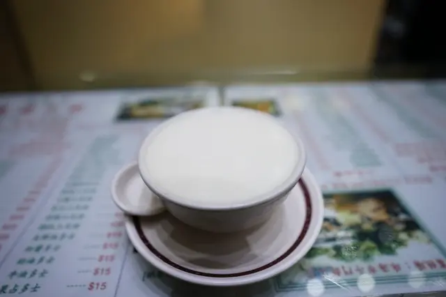 熱馳名雙皮燉奶