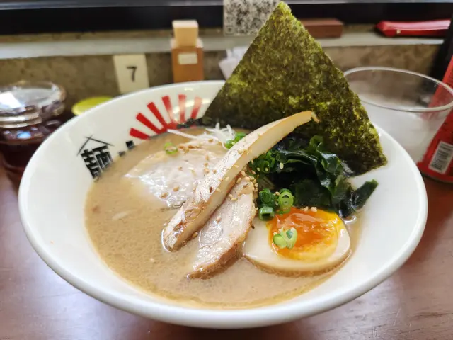 鲭节猪骨白汤拉面