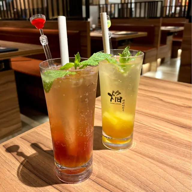 白桃梳打、沖繩菠蘿梳打 