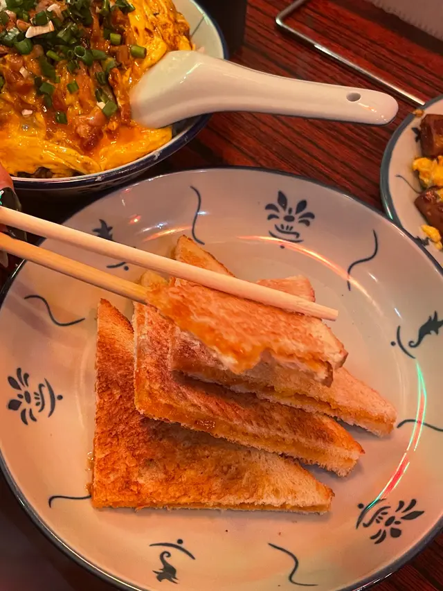 #香港必食 
多士薄身，非常易入口🥰