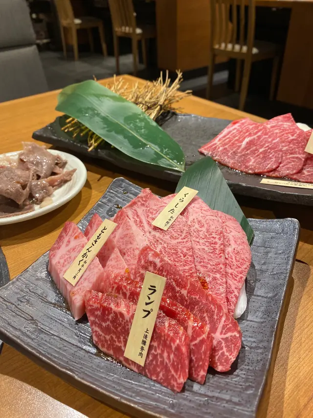 黑毛和牛嚴選定食