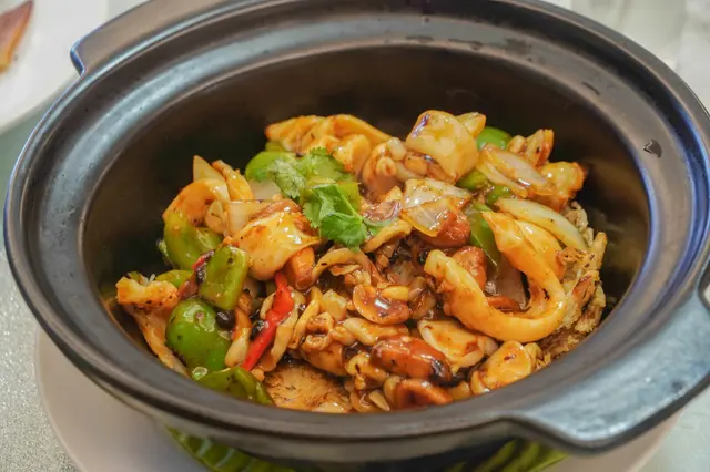 豉椒炒蟶子王煎米粉 (7隻+加工費)