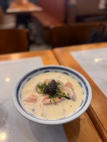 黑松露忌廉海鲜乌冬