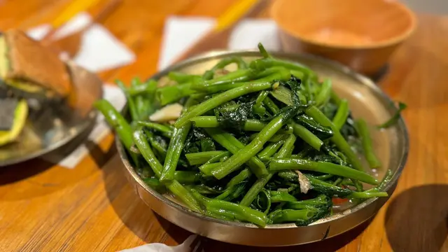 蝦醬炒通菜