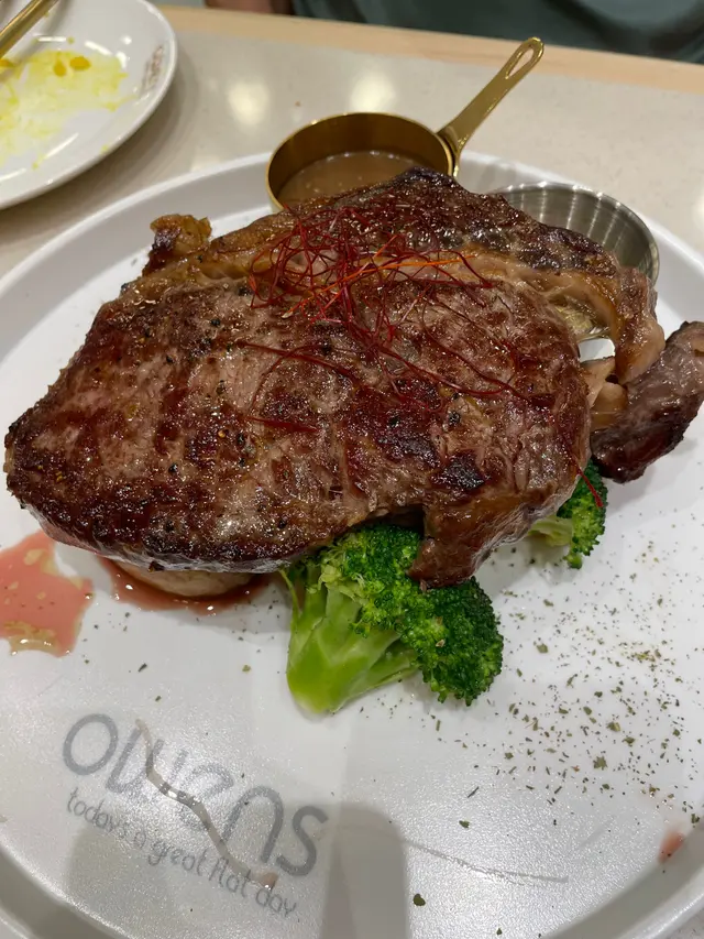 跟餐送餐湯/沙律菜及飲品