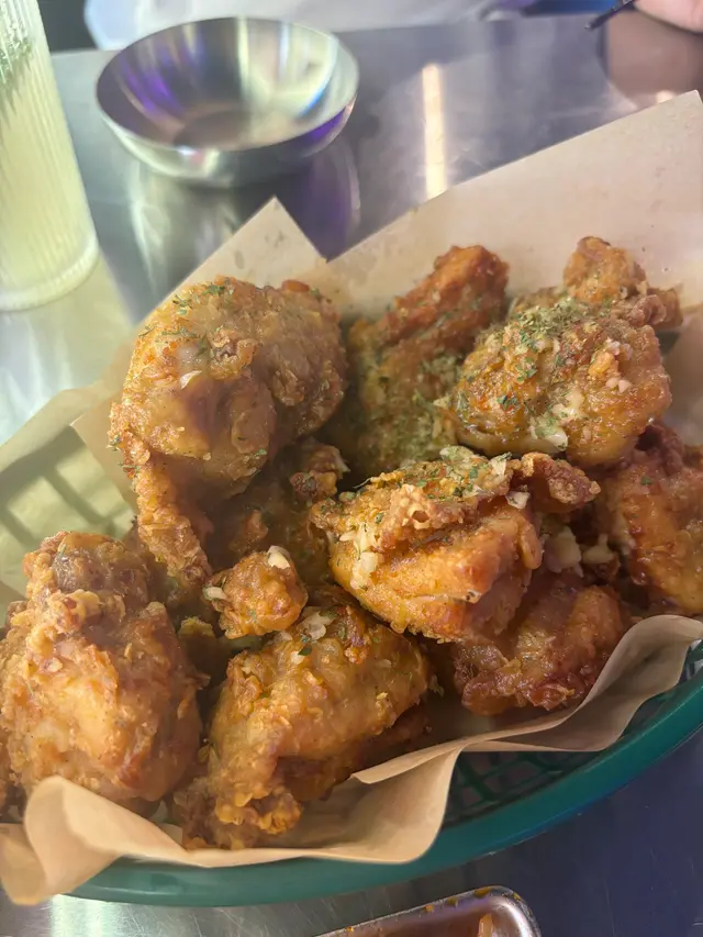 Butter x Garlic無骨炸雞