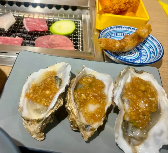 送個刺身來我即刻食哂,幾款都夠鮮味 #放題燒肉 #放題任食