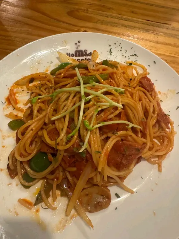 辣肉腸意粉