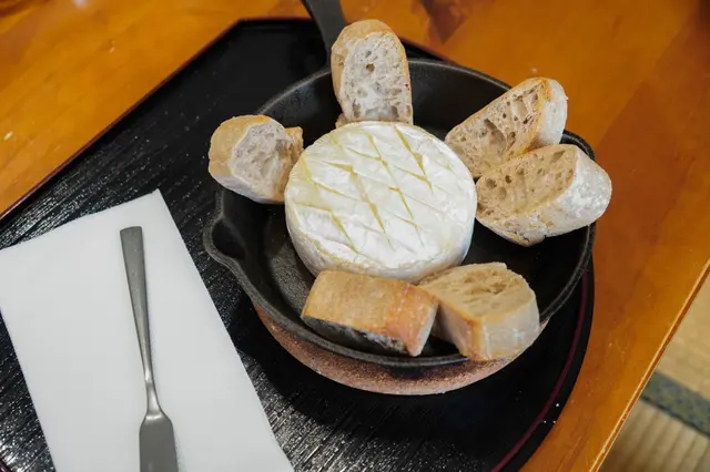 烤比爾芝士配吐司