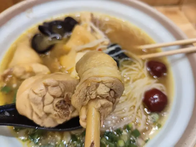 醉香雞湯麵