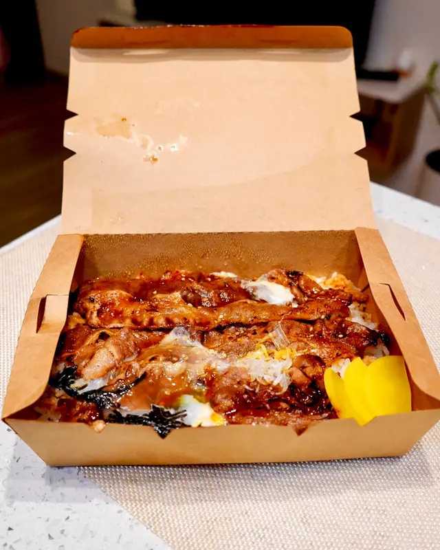 丼造牛