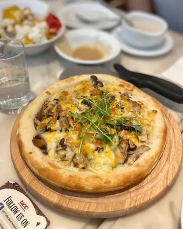 牛肝菌酱杂菇薄饼 