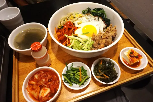 雞肉韓式什錦飯