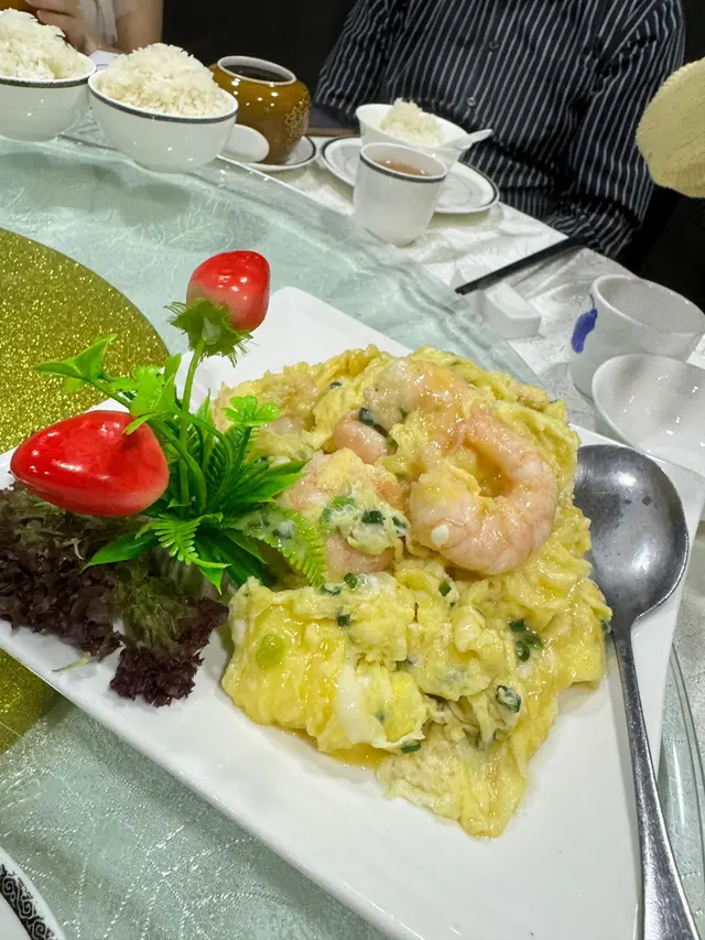 好大隻蝦， 蛋好滑