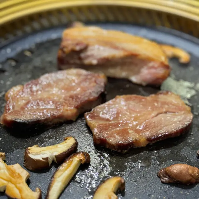 熟成西班牙黑毛豬梅頭肉