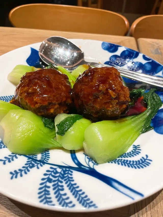 紅燒黃金獅子頭