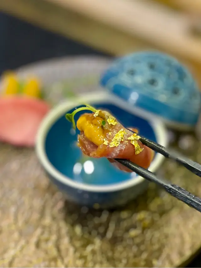 醬油漬吞拿魚配北海道馬糞海膽