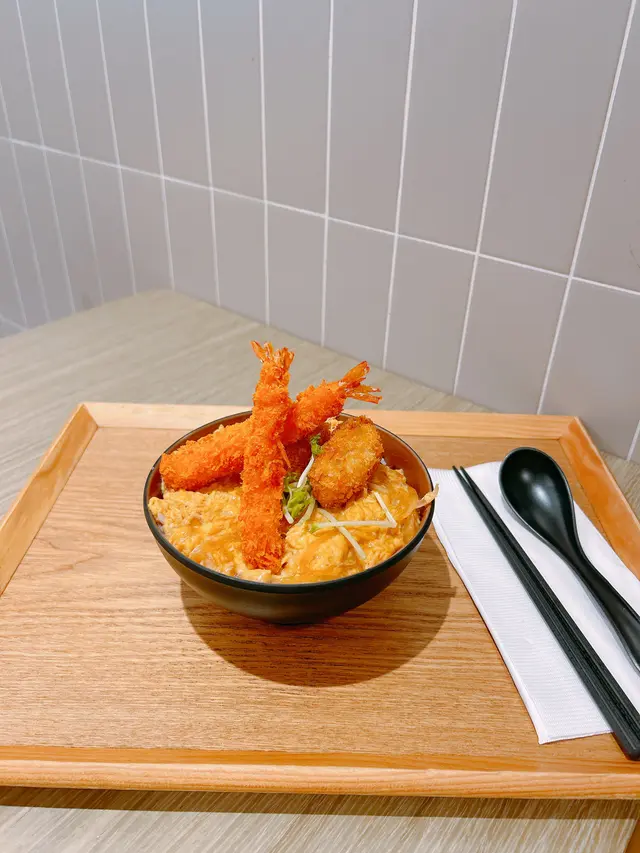 滑蛋吉列蠔拼大蝦丼