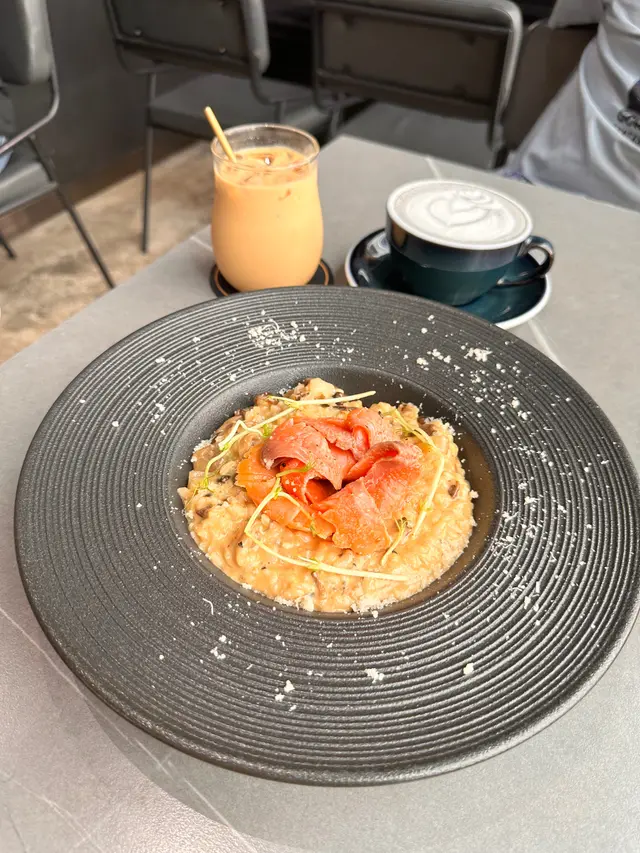 煙三文魚野菌意大利飯