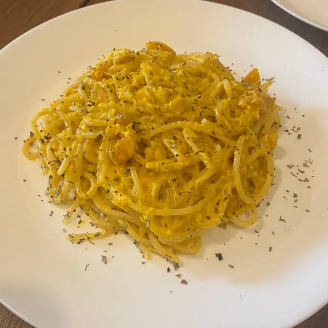 南瓜忌廉蟹肉意粉