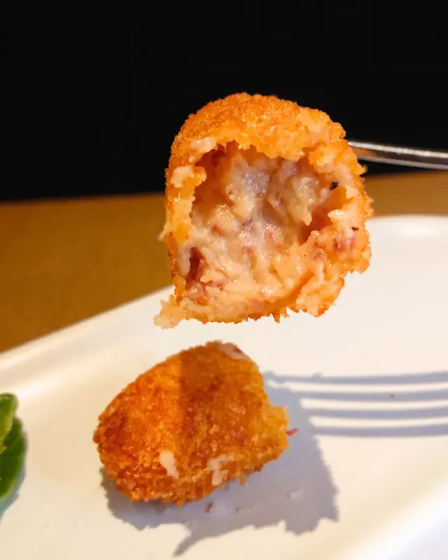酥炸火腿丸子