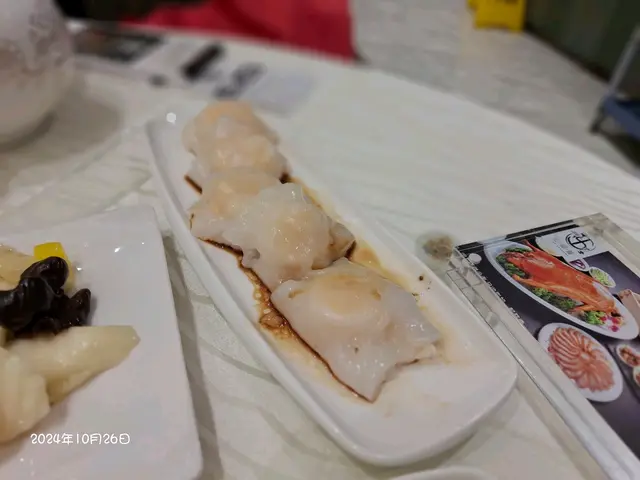原隻鮮蝦腸粉(特)