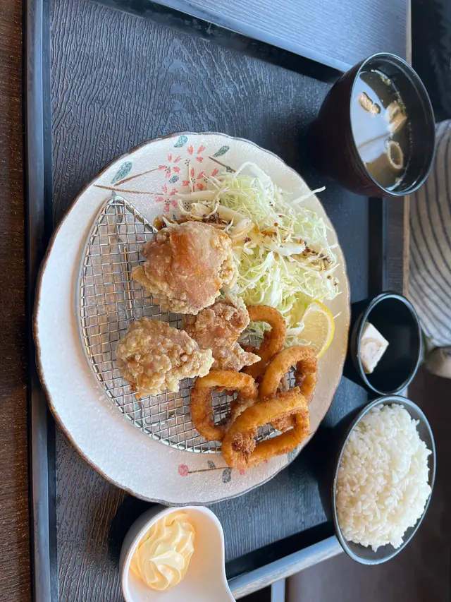 唐揚炸雞拼魷魚定食