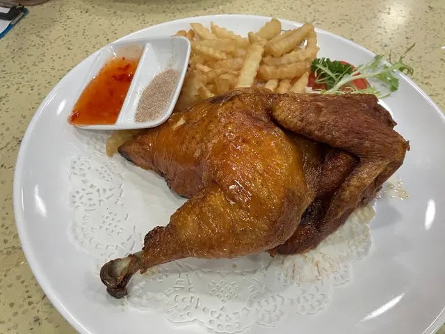 燒春雞配薯條