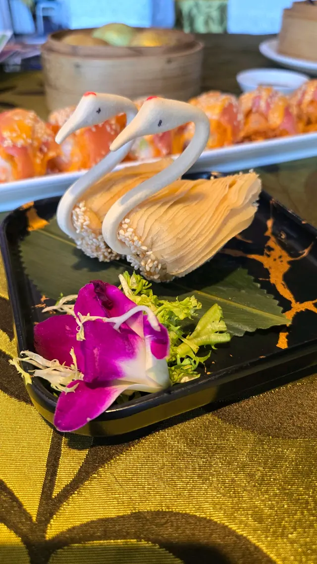 安格斯和牛天鵝酥