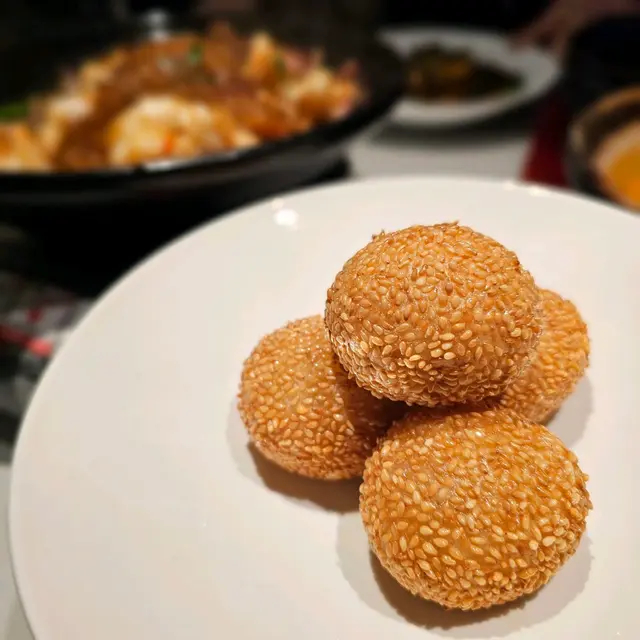 海苔松仁芝麻球