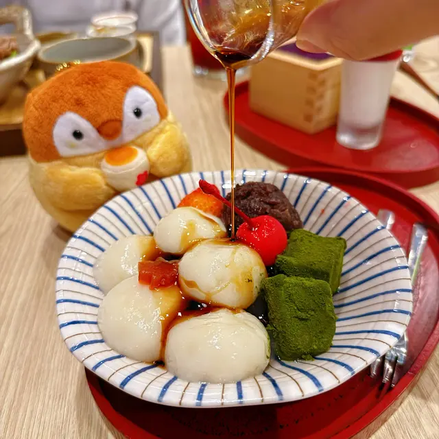 鎌倉紅葉茶屋特製白玉餡蜜