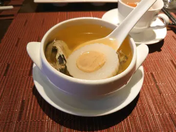 燉烏雞湯