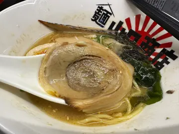 鲭节猪骨白汤拉面
