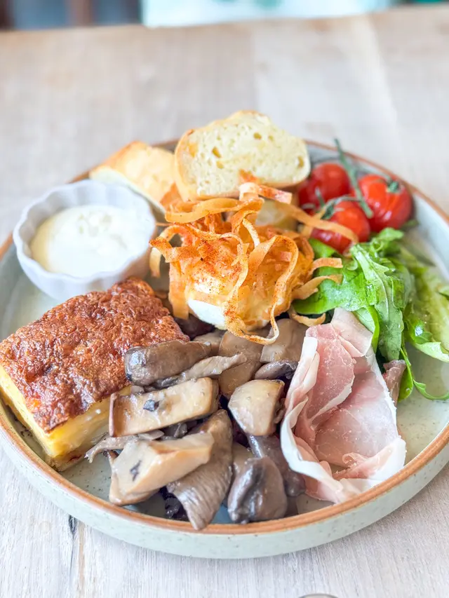 全日留下来早餐