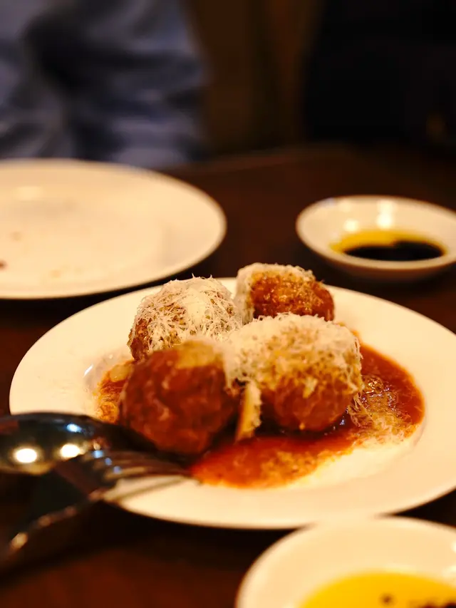 Homemade meatballs 3pcs 秘製肉丸