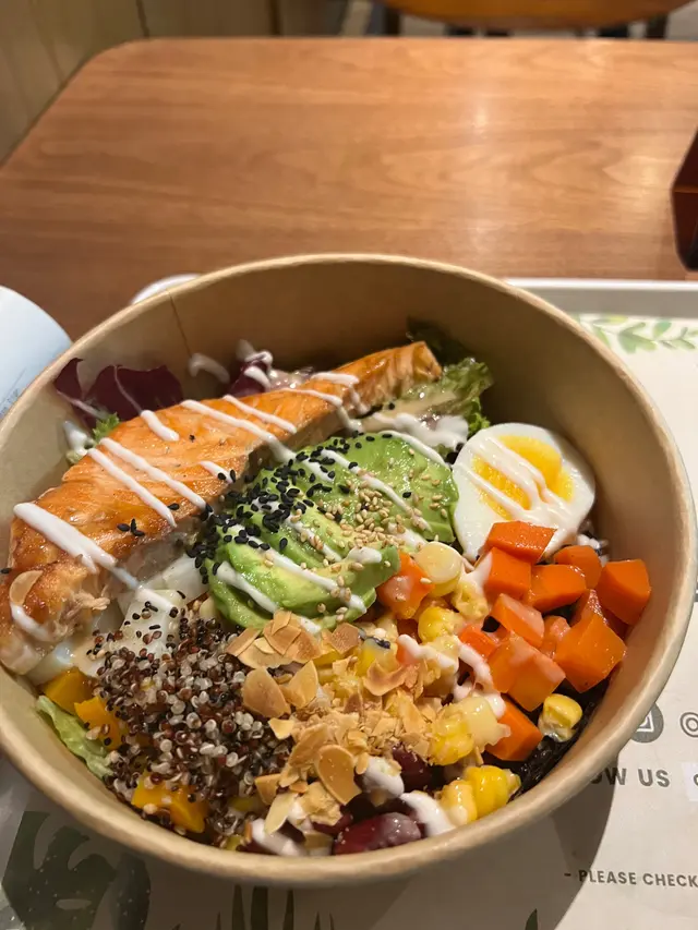 烤三文魚能量碗 