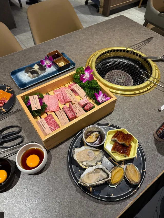 Lv.4 日本佐賀A4和牛海鮮放題