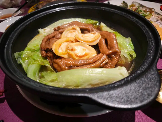 潮式紅扣鵝掌鮮鮑魚