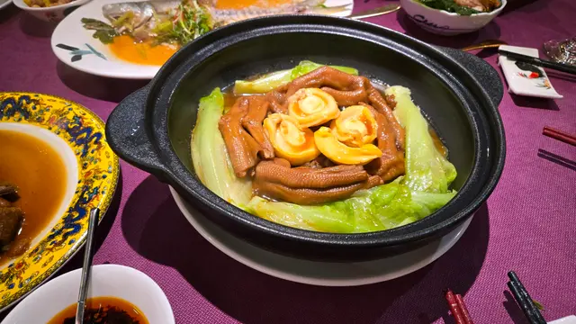 潮式紅扣鵝掌鮮鮑魚