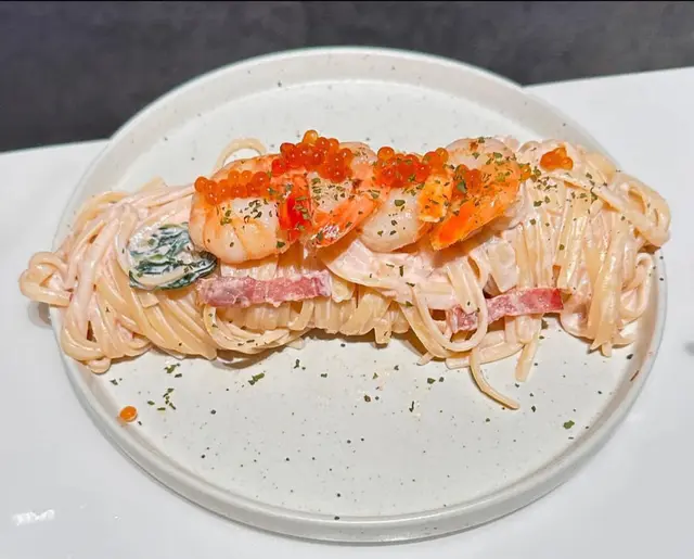 明太子忌廉煙肉菠菜大蝦扁意粉