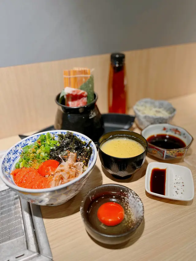 壺漬原條蒜香豬腩定食